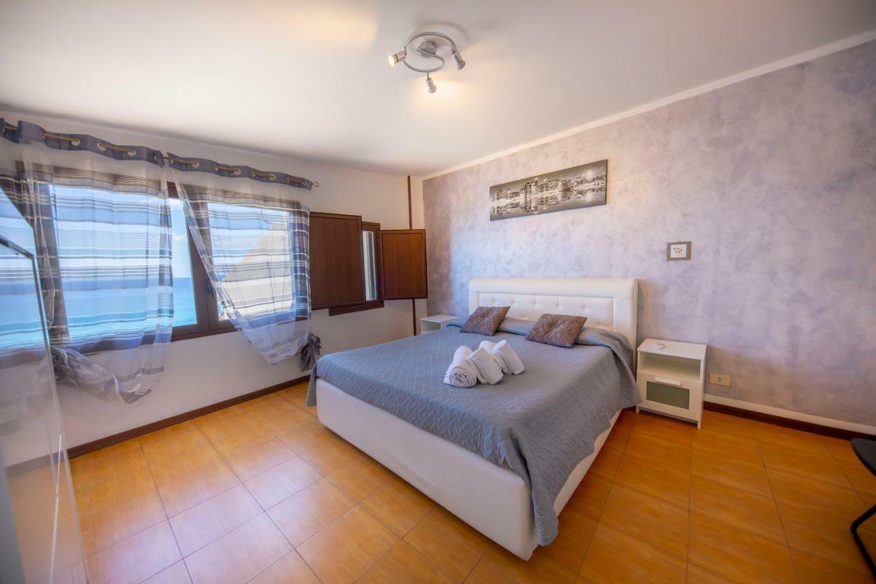 Blue Coral Apartment 切法卢 外观 照片